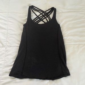 Lululemon Into the Sun Tank with built in bra!!